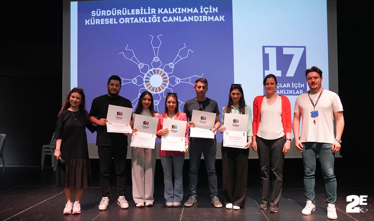 Eskişehir'de üniversiteli gençlerden Farkındalık Eğitimi