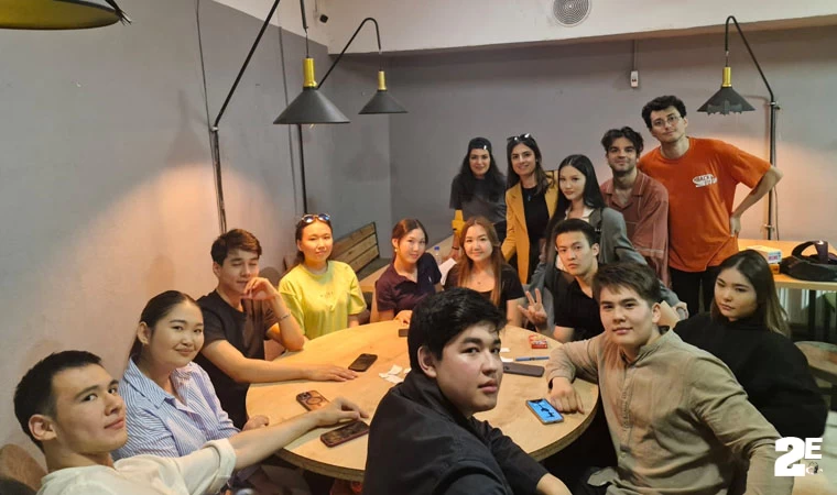 Yabancı ve Türk öğrenciler oyun zamanı etkinliğinde bir araya geldi