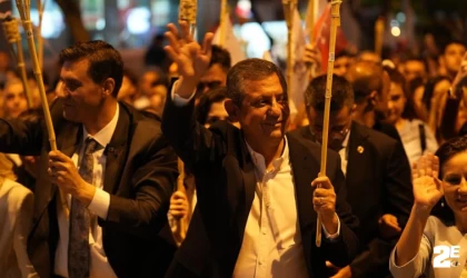 CHP Genel Başkanı Özel'den Dervişoğlu’na tebrik